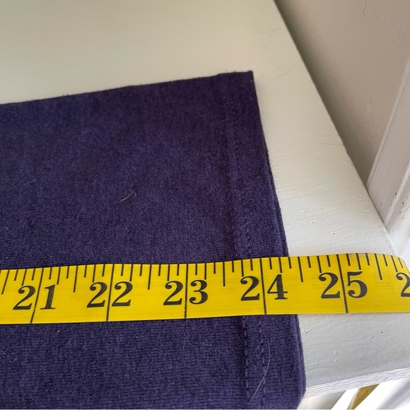 Gildan Women's Tshirt - Picture 6 of 6